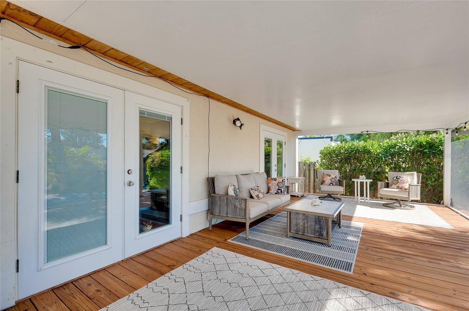 Listing photo id 58 for 223 Palmetto Road W