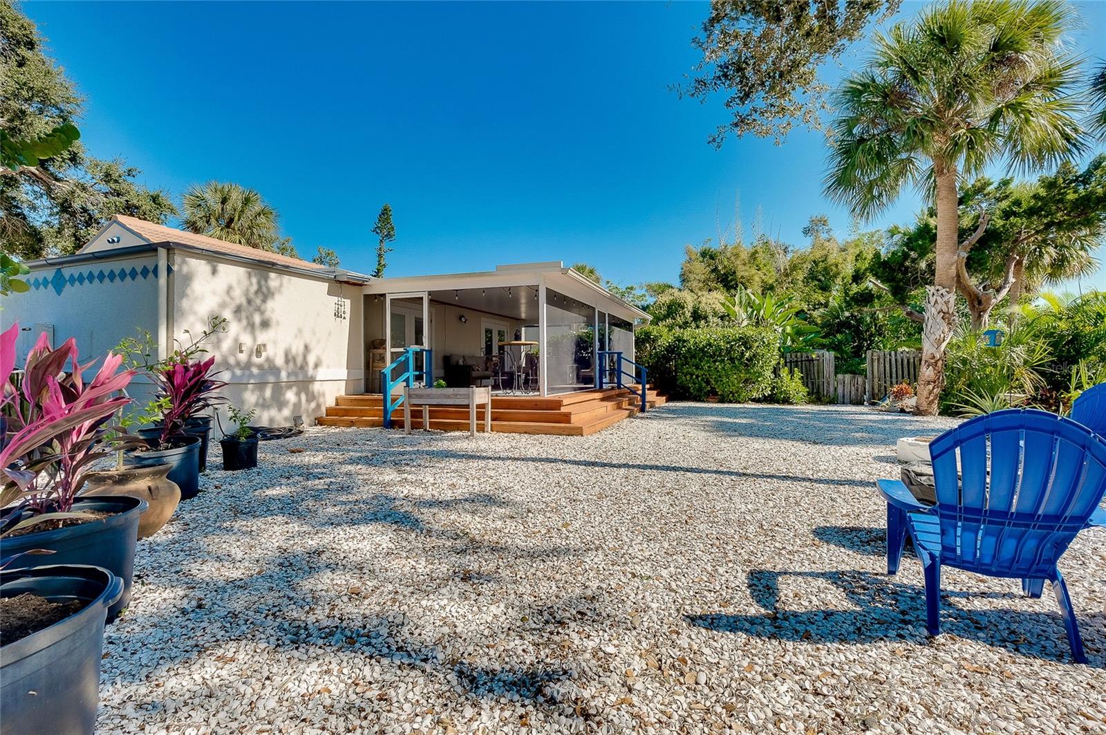 Listing photo id 62 for 223 Palmetto Road W