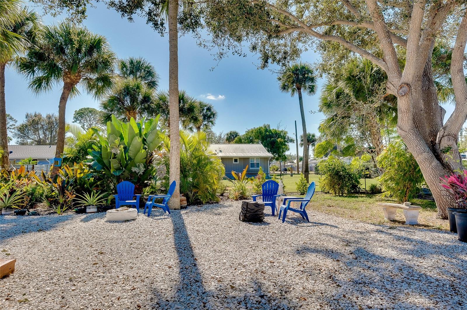 Listing photo id 63 for 223 Palmetto Road W