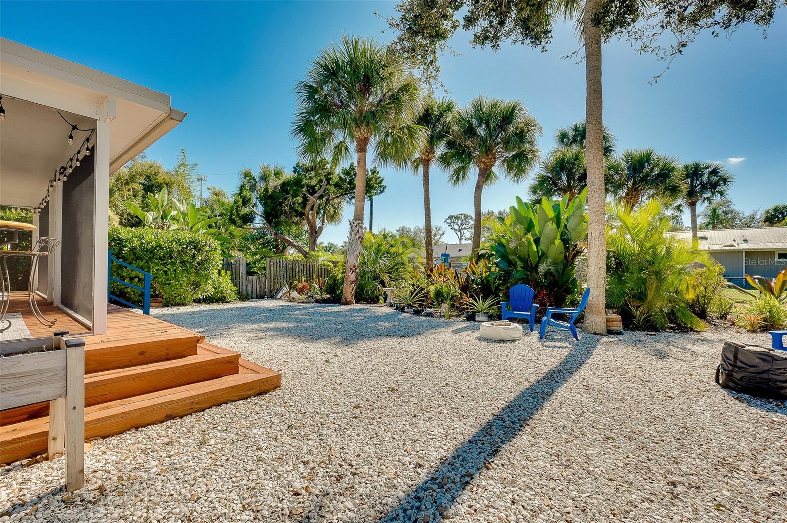 Listing photo id 65 for 223 Palmetto Road W