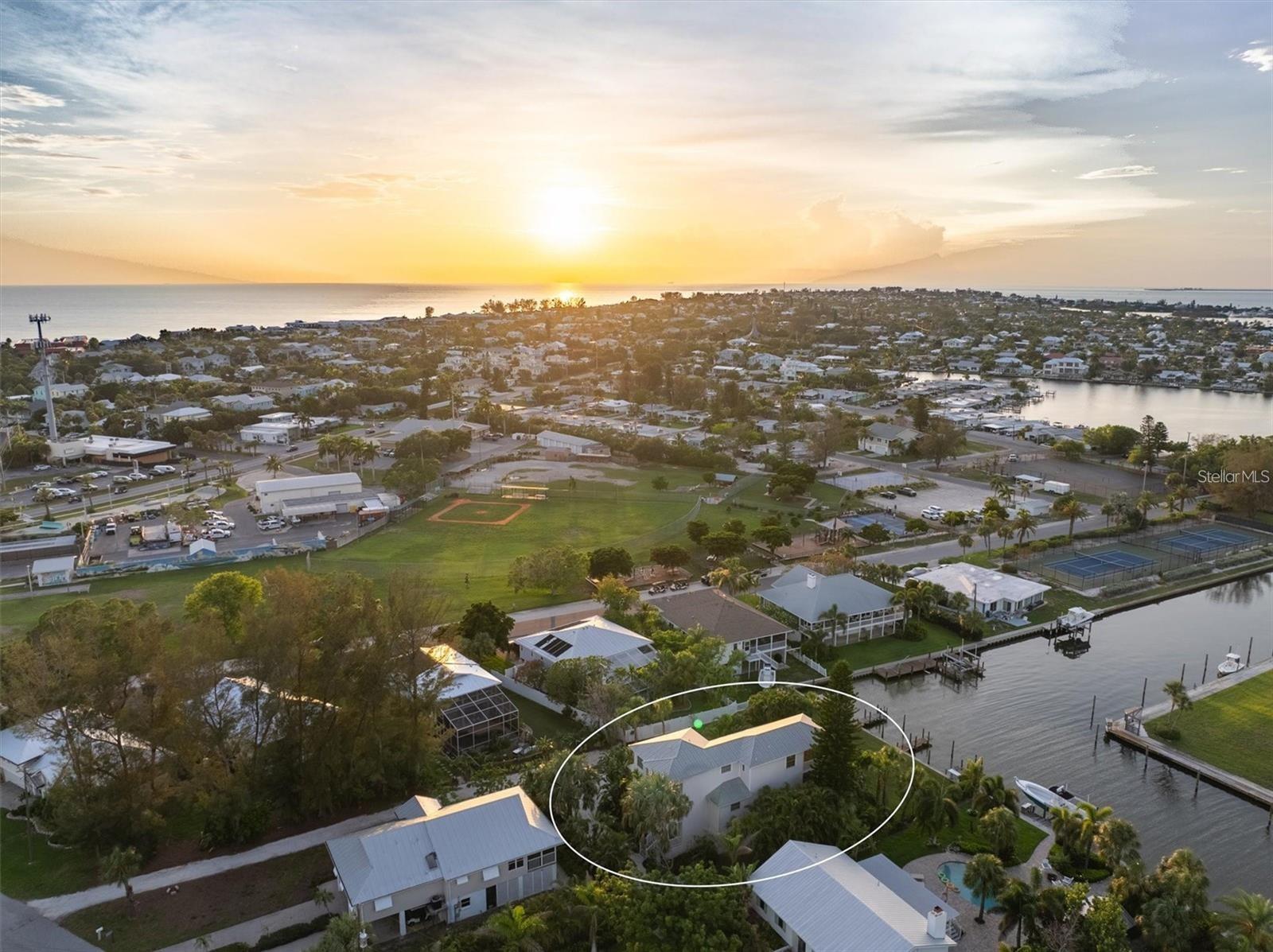 Image 38 of 53 For 504 59th Street