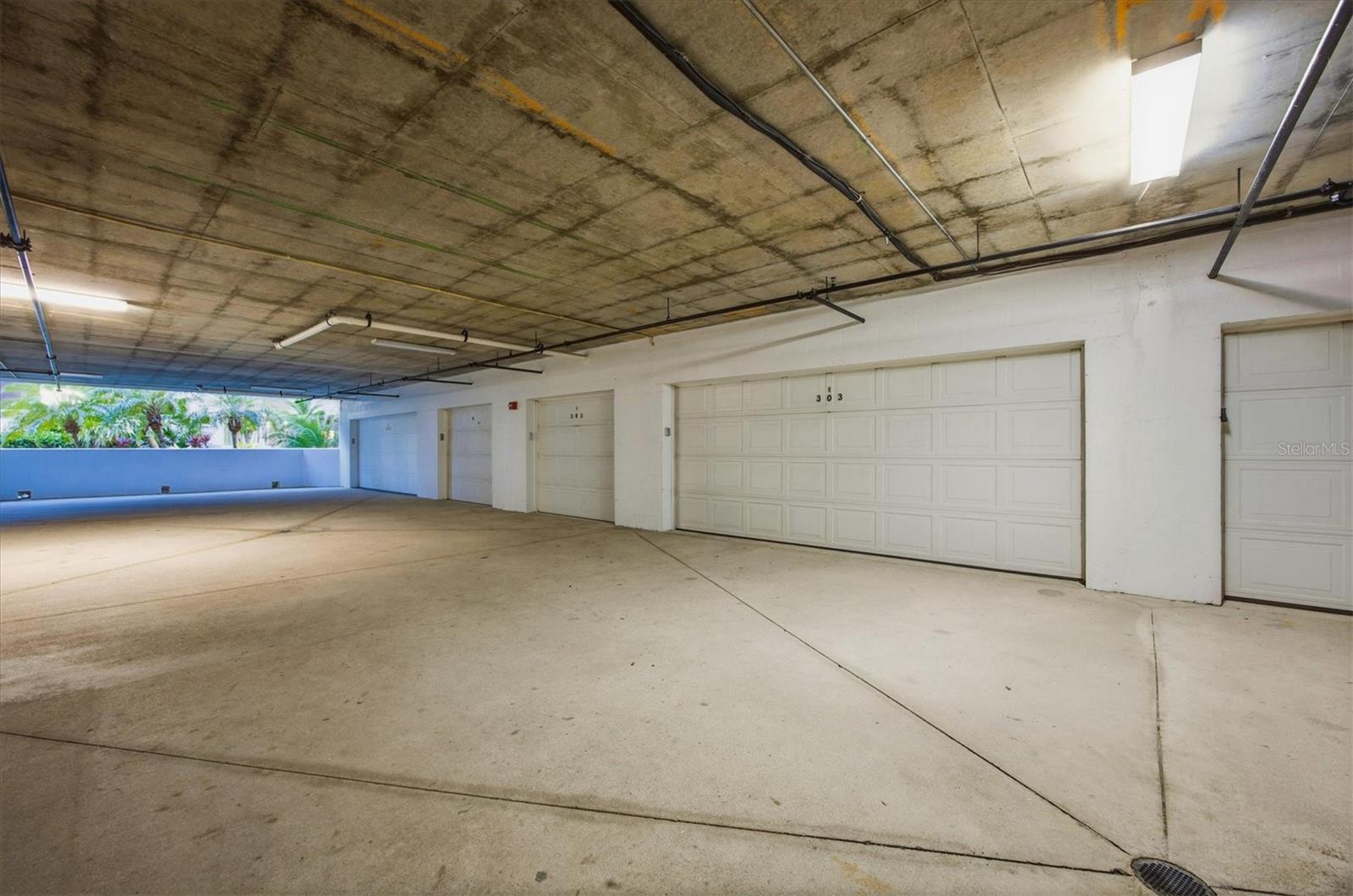 Image 28 of 52 For 232 Hidden Bay Drive 303