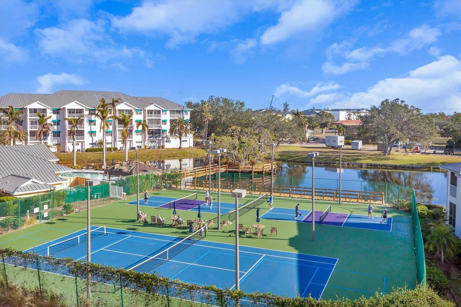 Image 34 of 52 For 232 Hidden Bay Drive 303