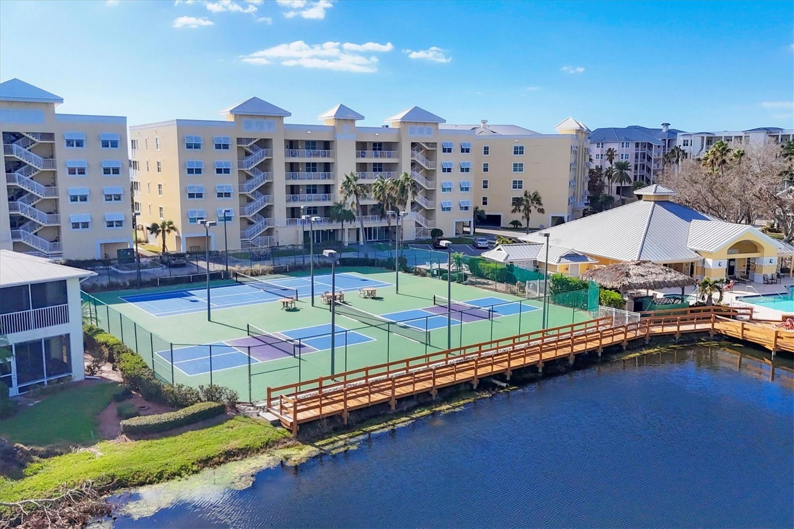 Image 36 of 52 For 232 Hidden Bay Drive 303