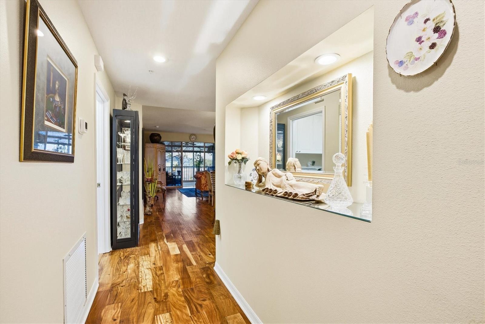 Image 8 of 52 For 232 Hidden Bay Drive 303