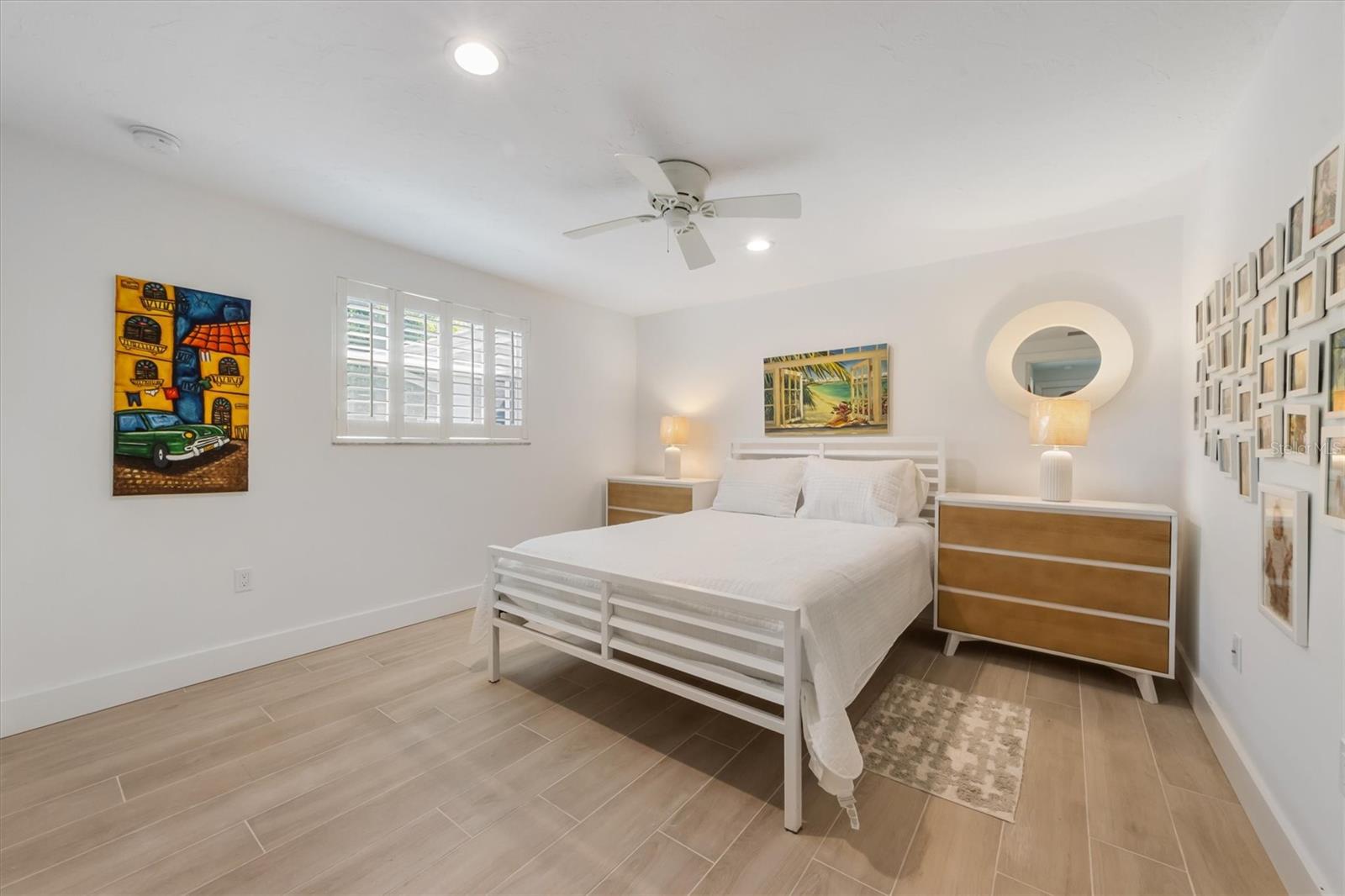 Image 21 of 60 For 413 Poinsettia Road