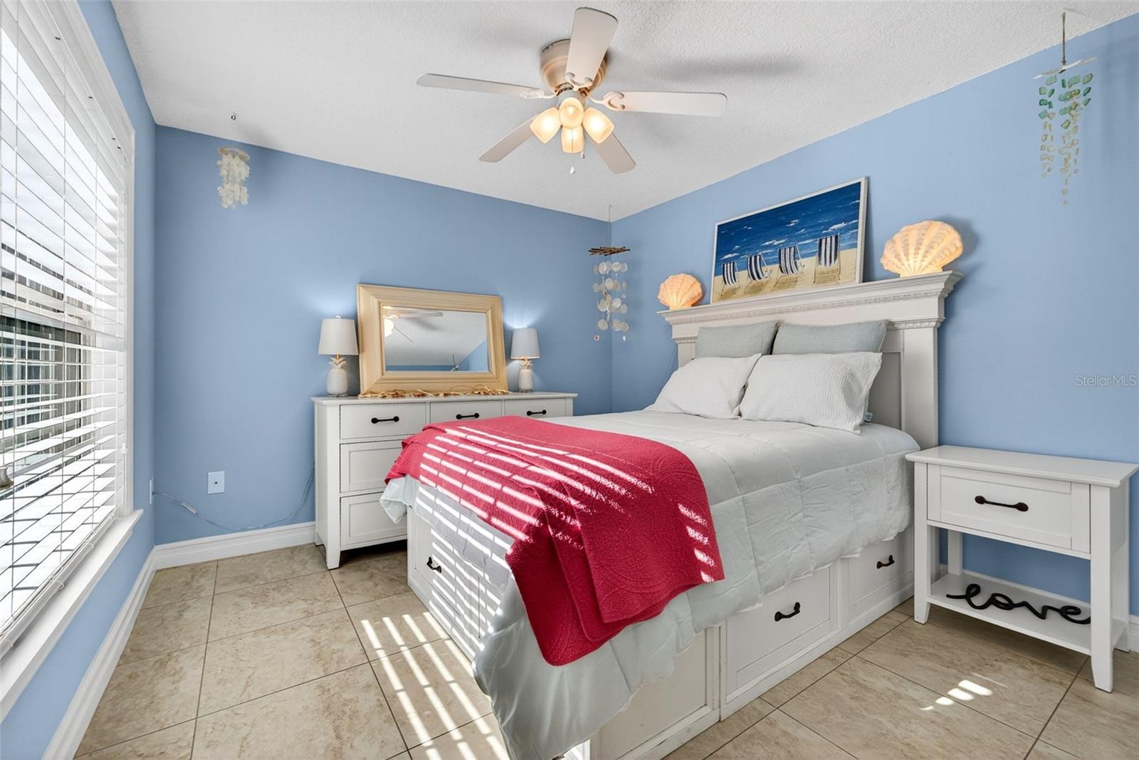 Image 13 of 73 For 3523 52nd Avenue W