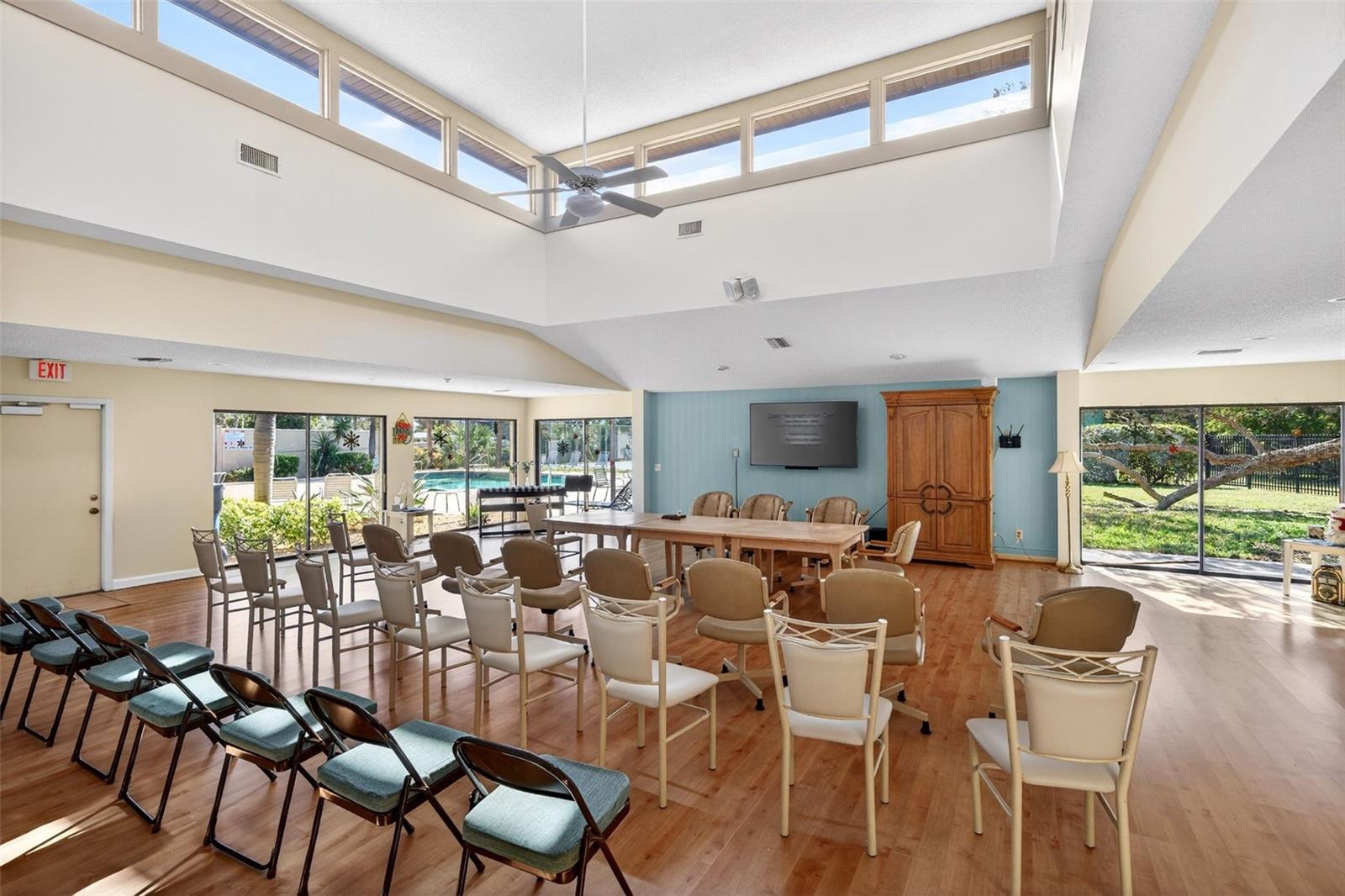 Image 57 of 73 For 3523 52nd Avenue W