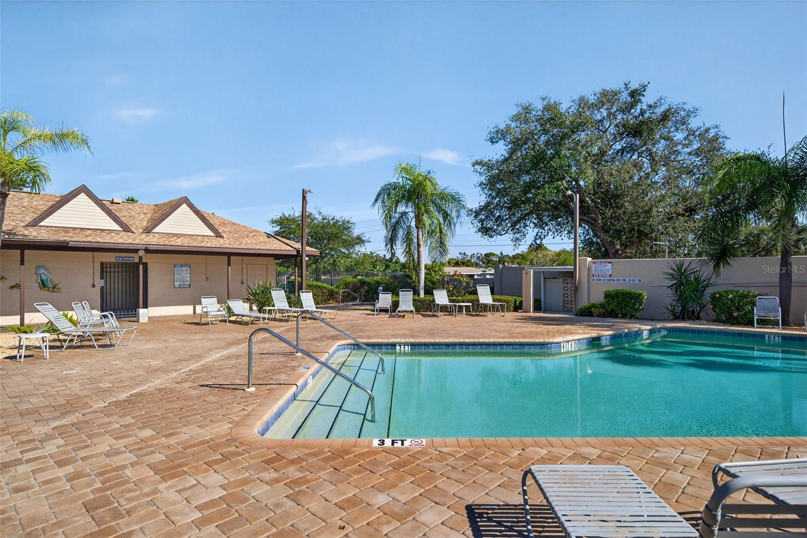 Image 59 of 73 For 3523 52nd Avenue W