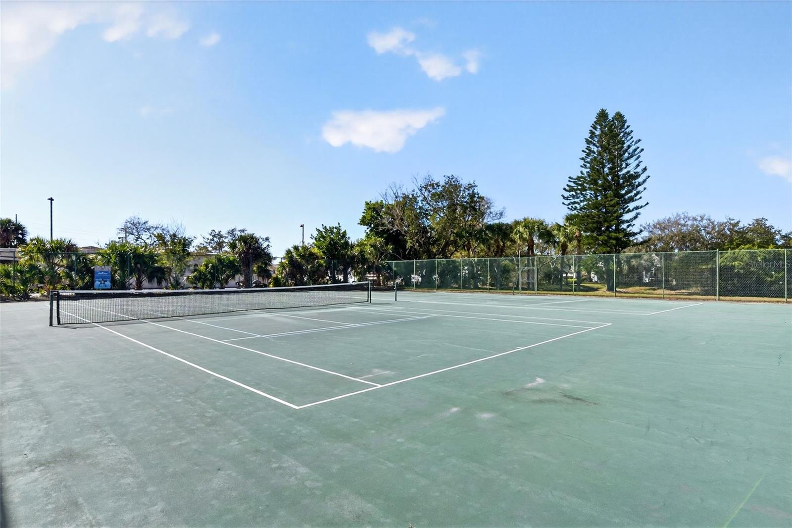 Image 62 of 73 For 3523 52nd Avenue W