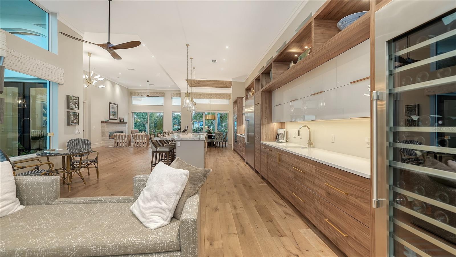 Image 15 of 43 For 3598 Fair Oaks Lane