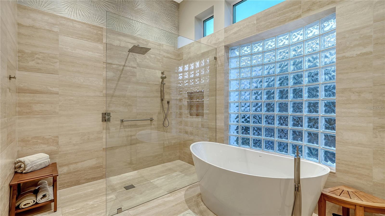 Image 17 of 43 For 3598 Fair Oaks Lane