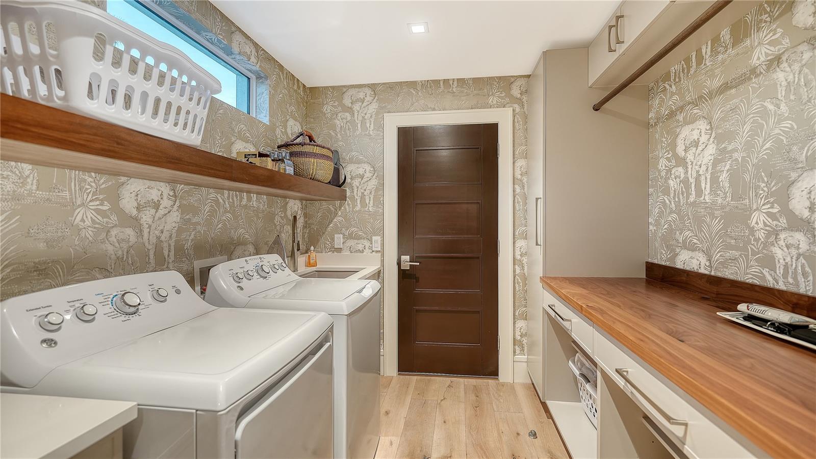 Image 20 of 43 For 3598 Fair Oaks Lane