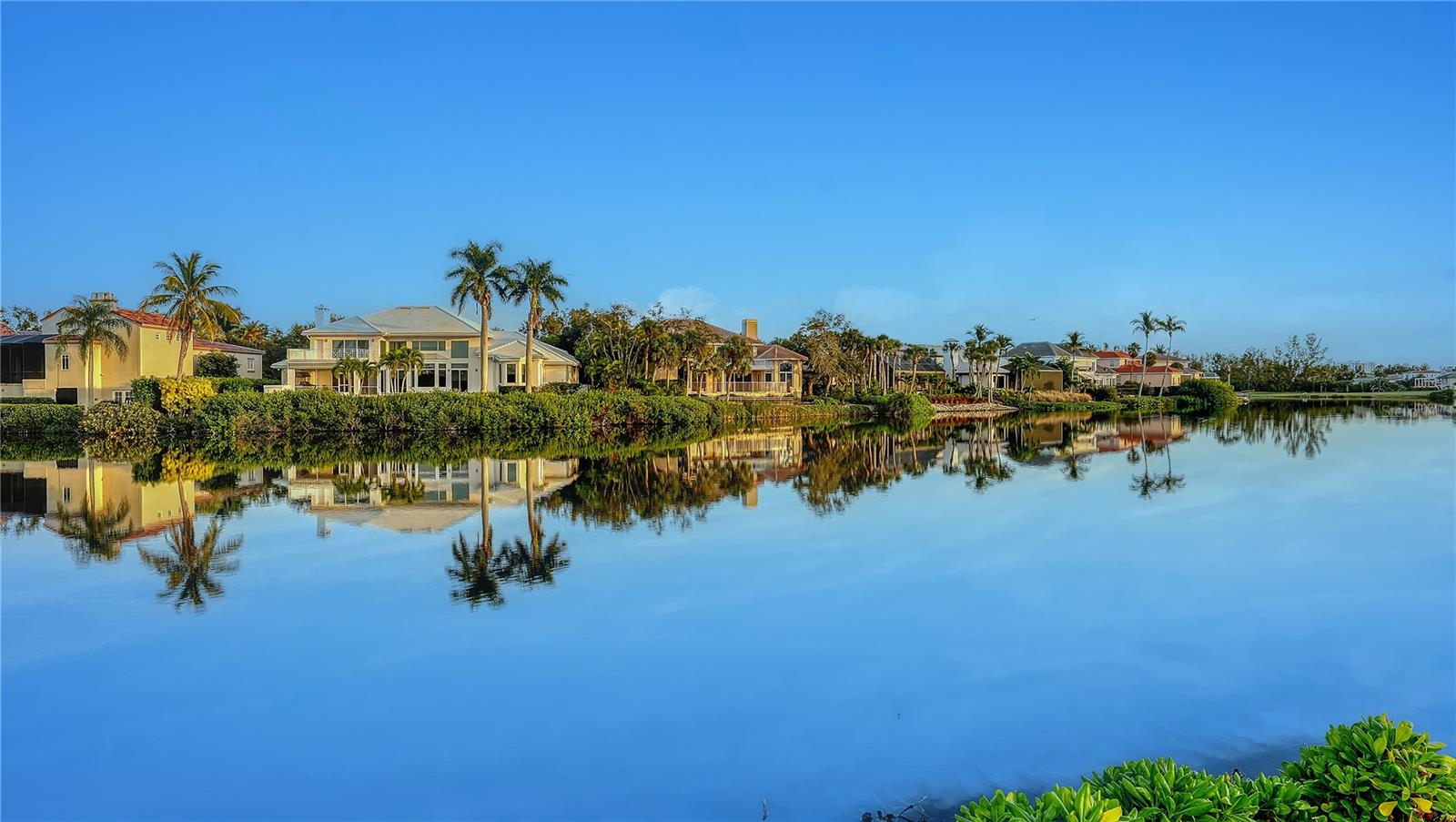 Image 32 of 43 For 3598 Fair Oaks Lane