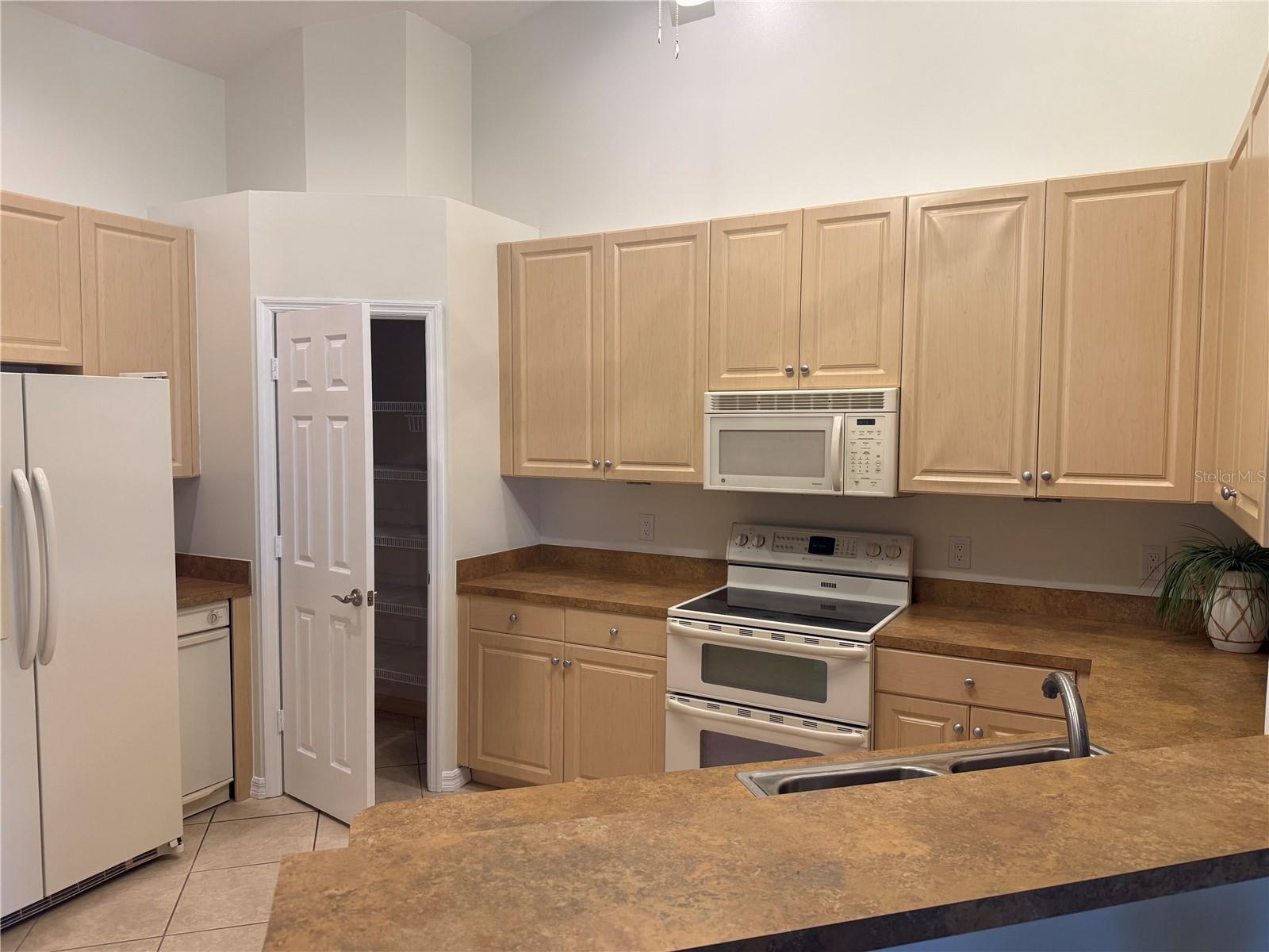 Image 14 of 38 For 4049 Fairway Drive