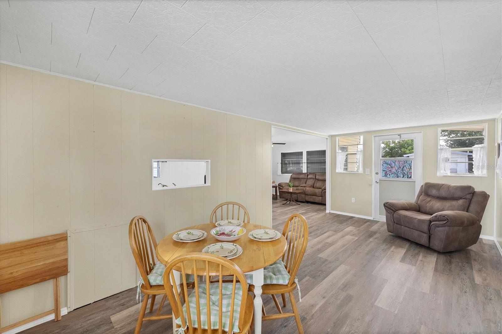 Image 10 of 44 For 4114 10th Street Court E