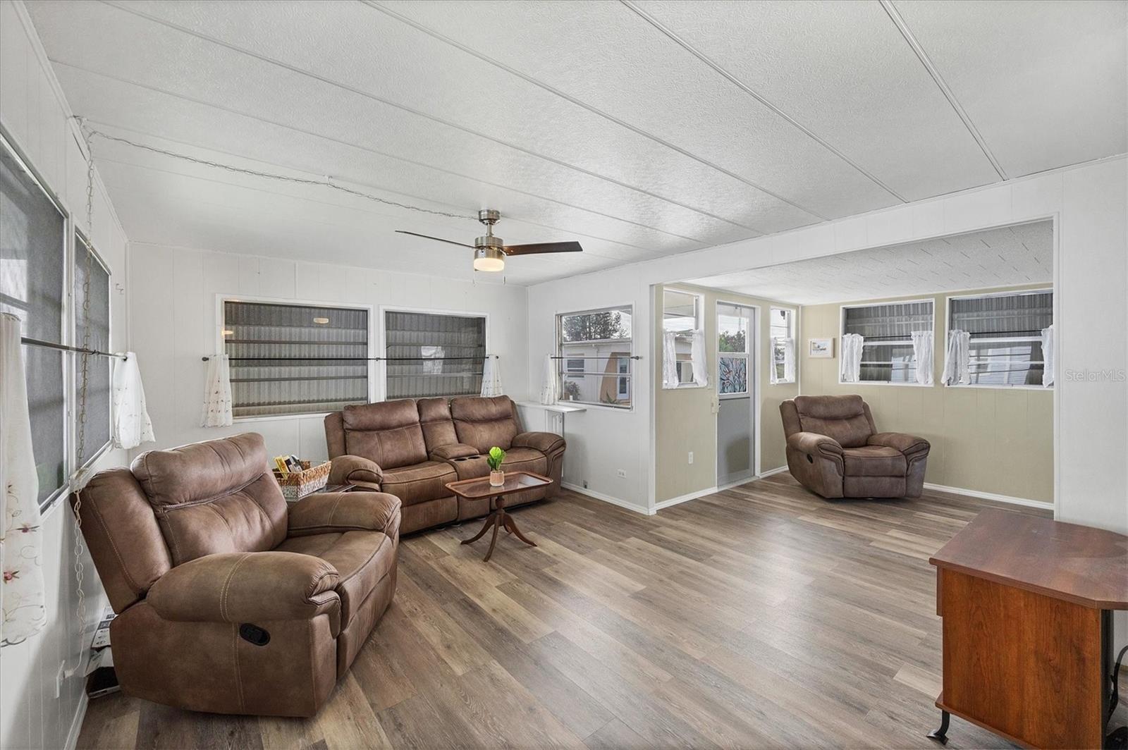 Image 3 of 44 For 4114 10th Street Court E