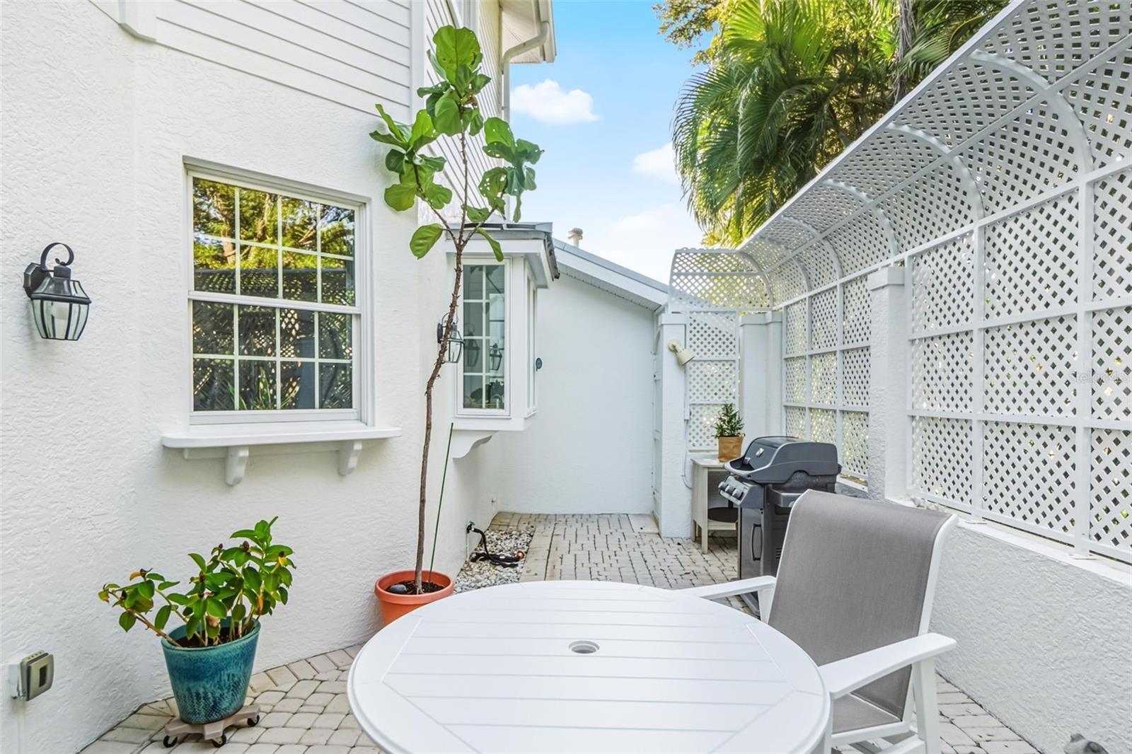 Image 18 of 55 For 5382 Sandhamn Place