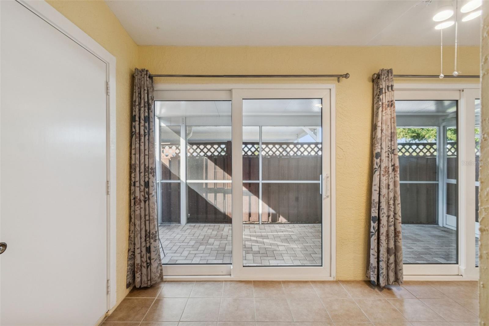 Image 27 of 53 For 2911 74th St W