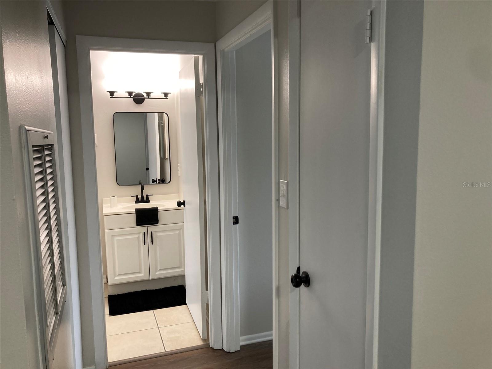 Image 12 of 26 For 3774 Lake Bayshore Drive K518