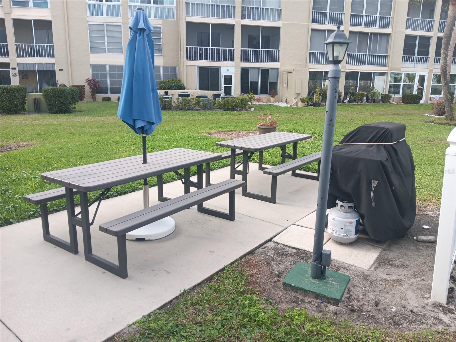 Image 18 of 26 For 3774 Lake Bayshore Drive K518