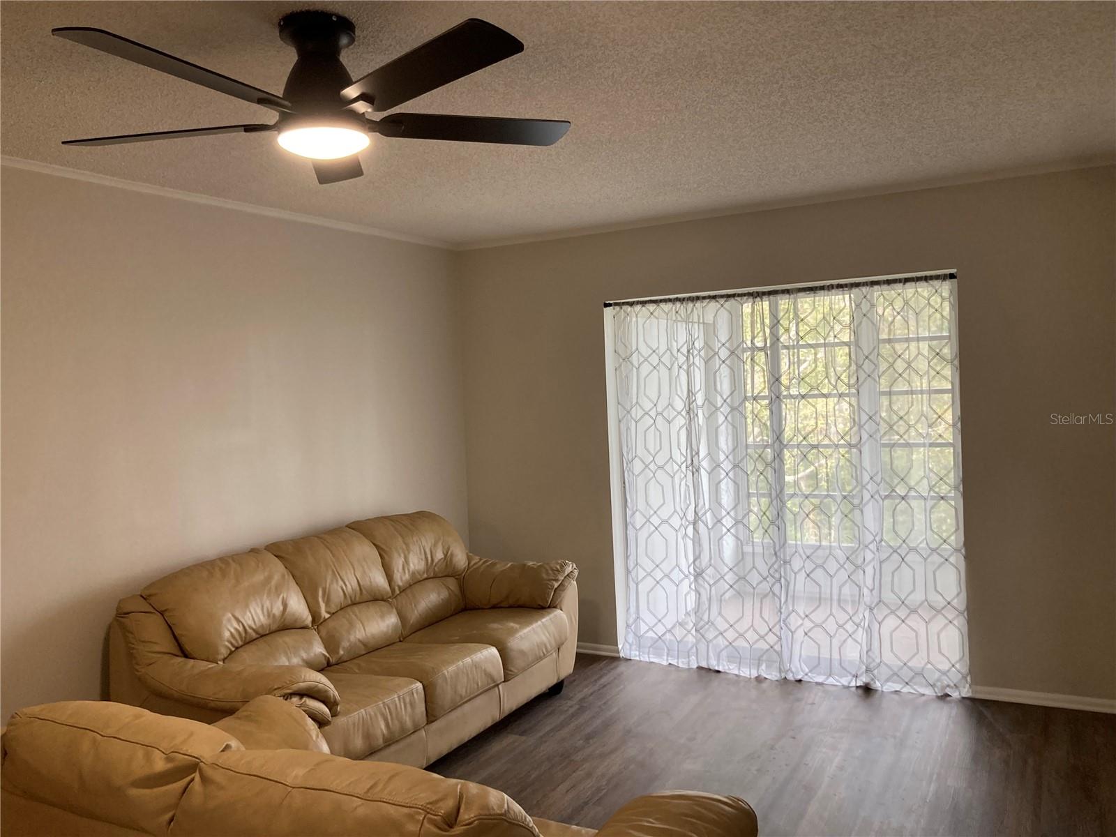 Image 7 of 26 For 3774 Lake Bayshore Drive K518