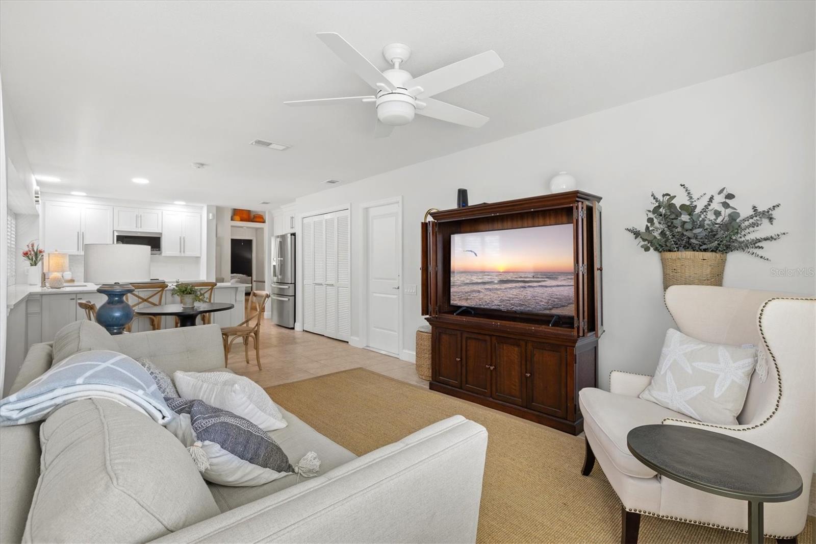 Image 26 of 92 For 4706 Dundee Drive