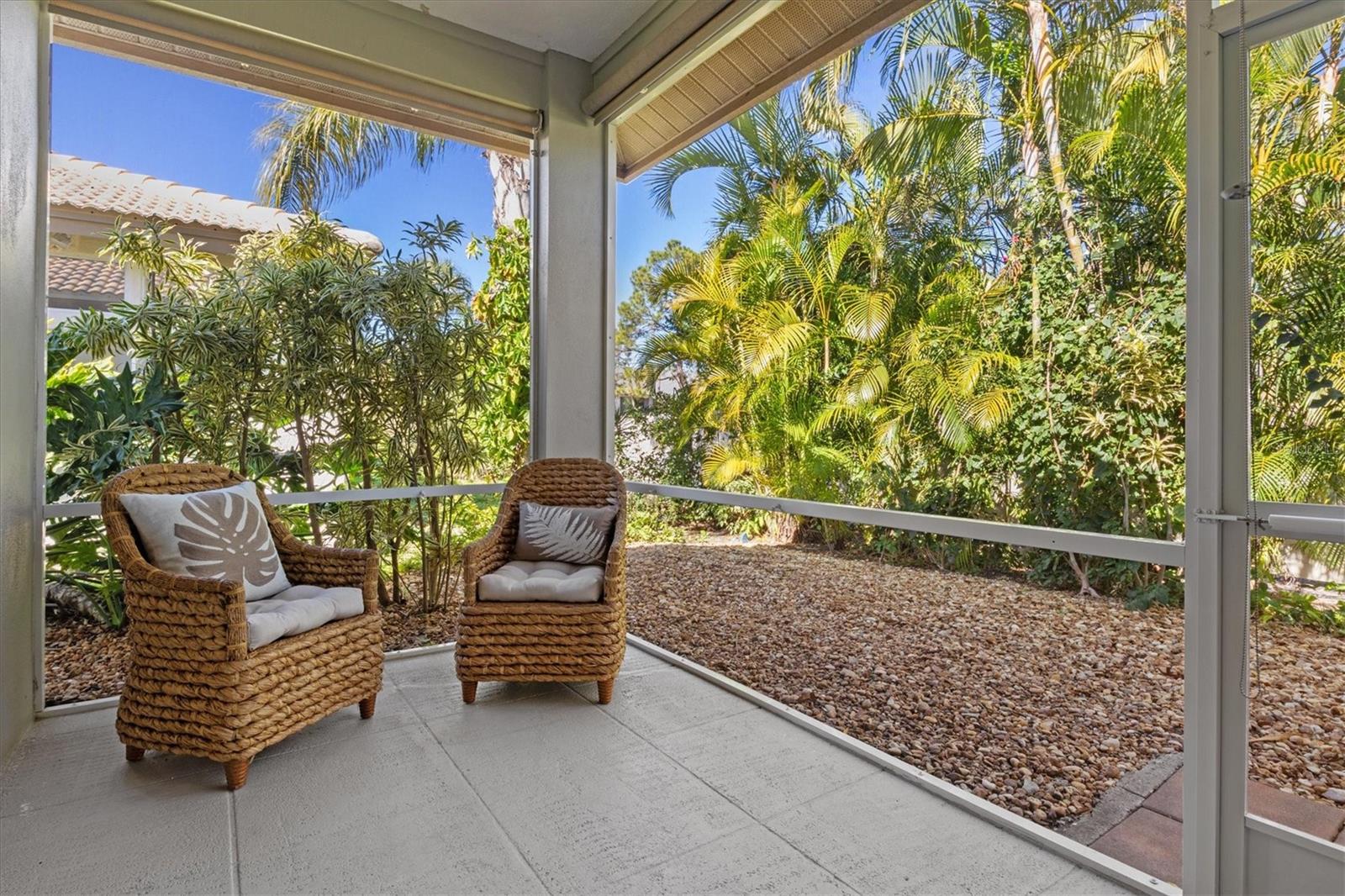 Image 36 of 92 For 4706 Dundee Drive