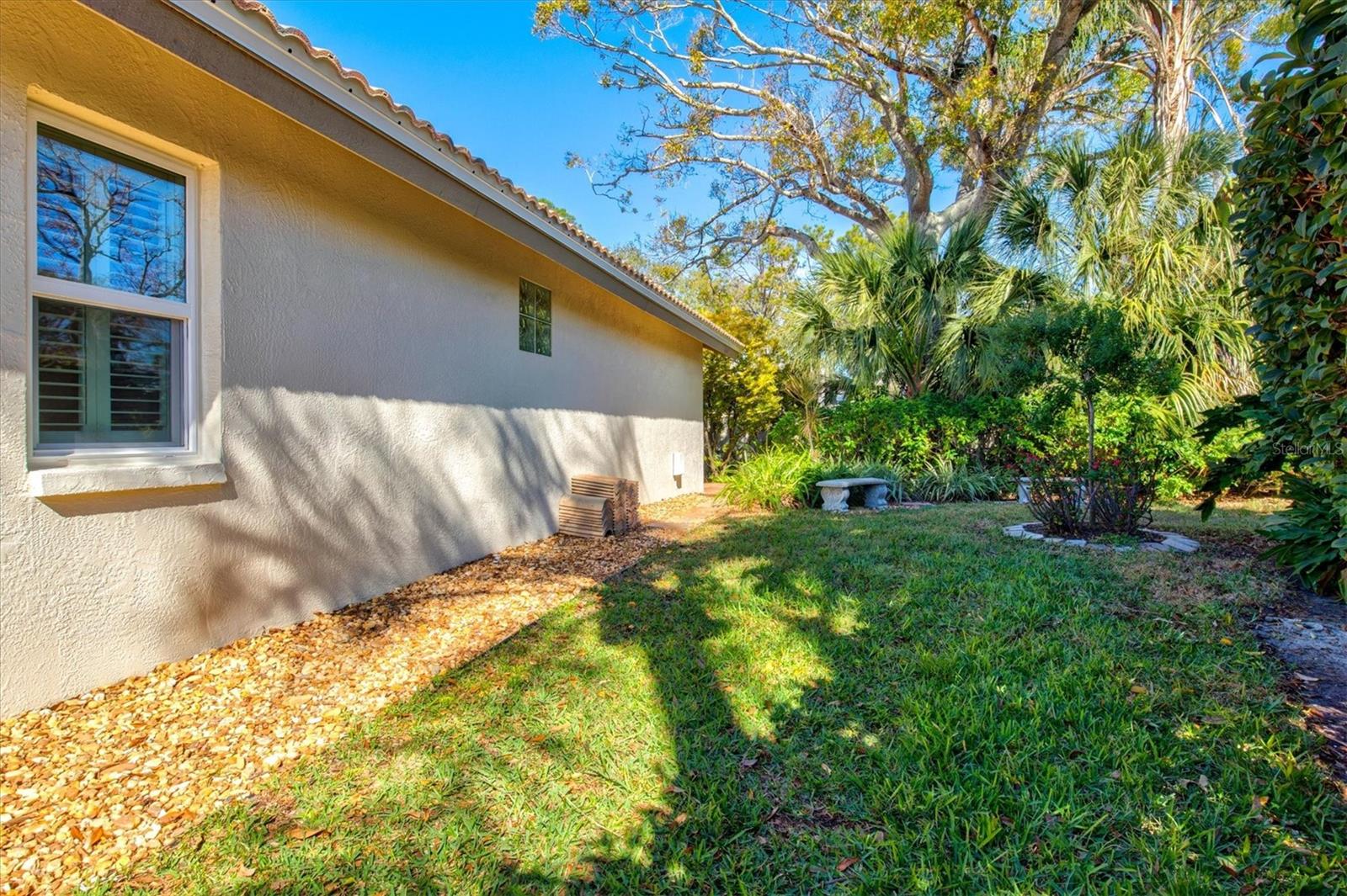 Image 39 of 92 For 4706 Dundee Drive