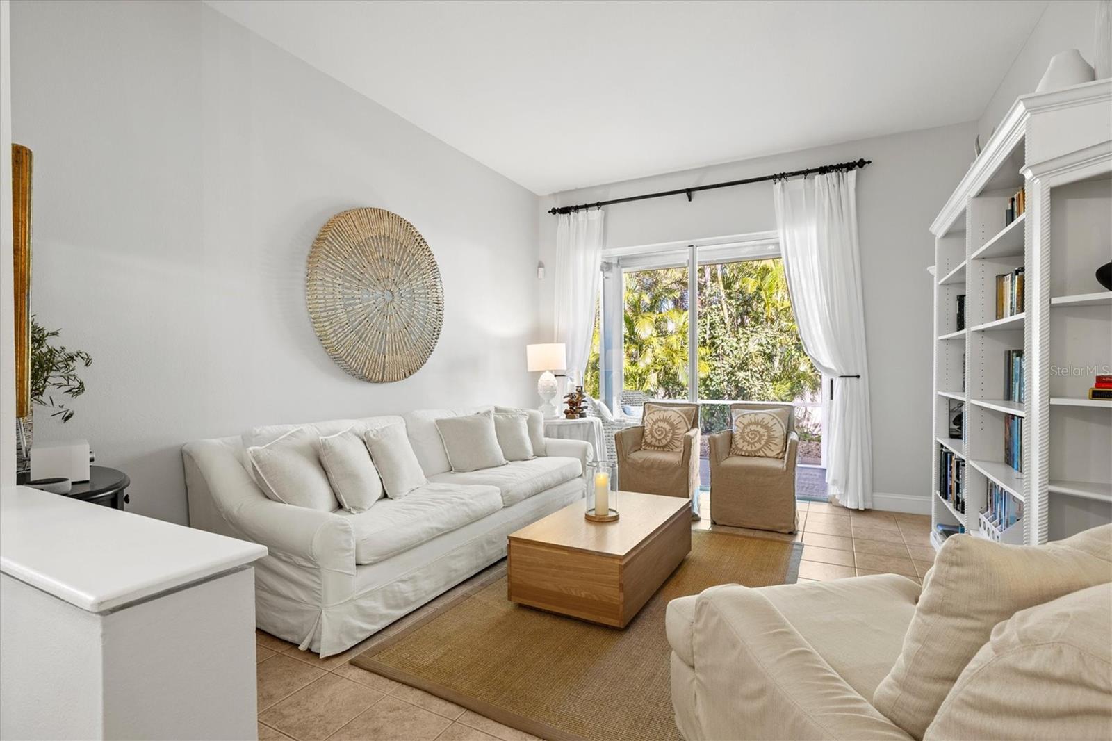 Image 7 of 92 For 4706 Dundee Drive