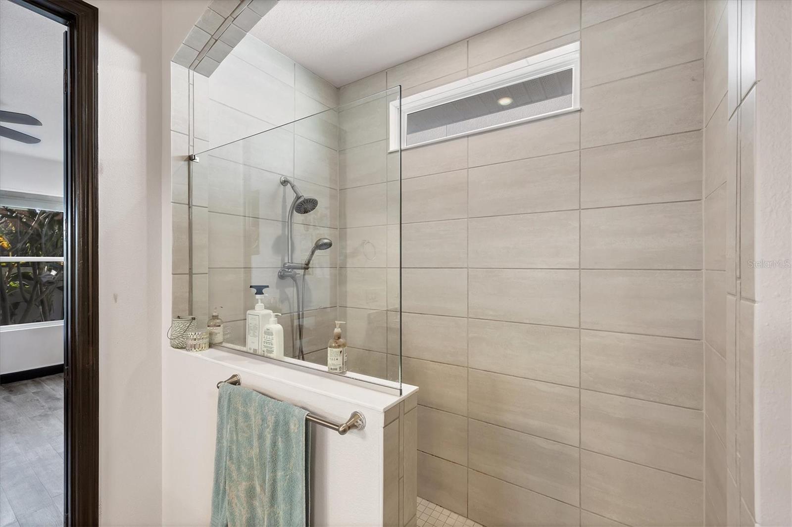 Image 22 of 43 For 3914 Sunshine Pine Avenue