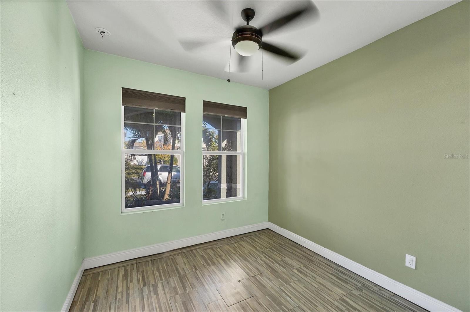 Image 23 of 43 For 3914 Sunshine Pine Avenue