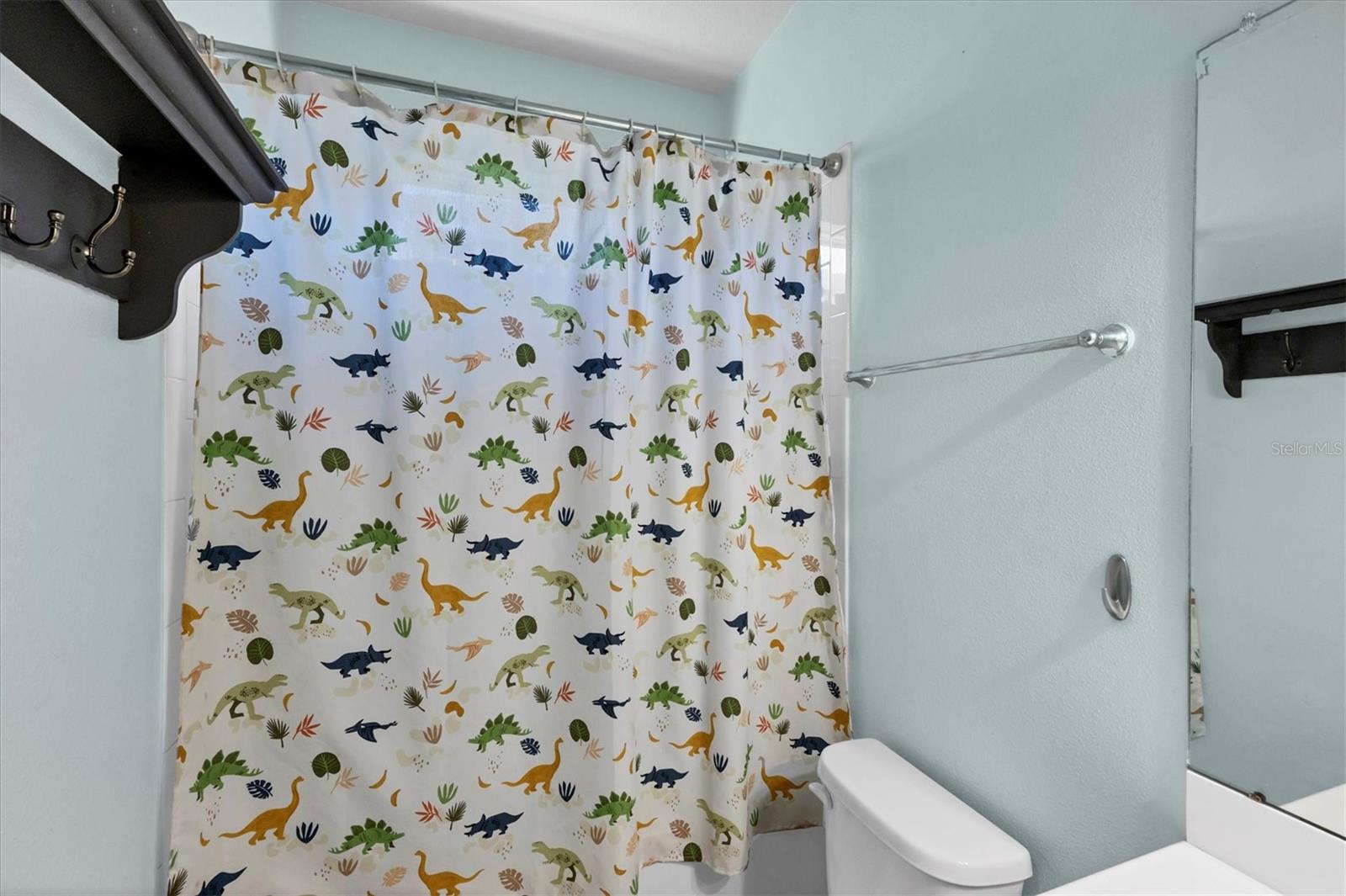 Image 26 of 43 For 3914 Sunshine Pine Avenue