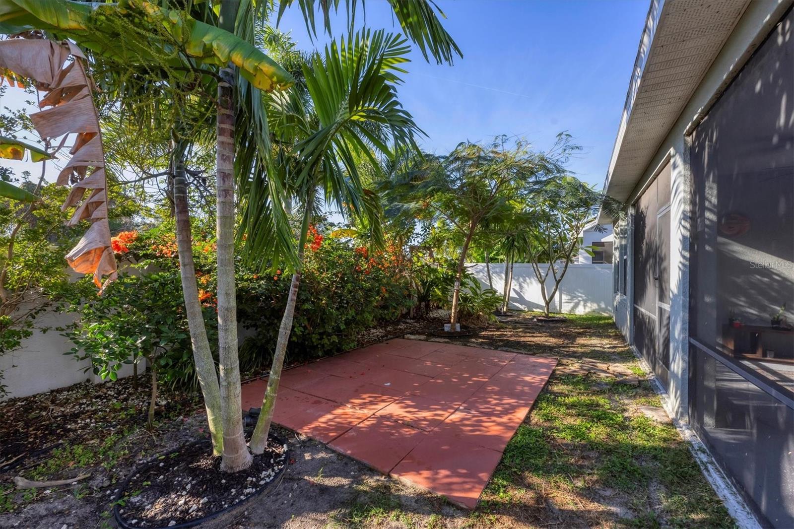 Image 31 of 43 For 3914 Sunshine Pine Avenue