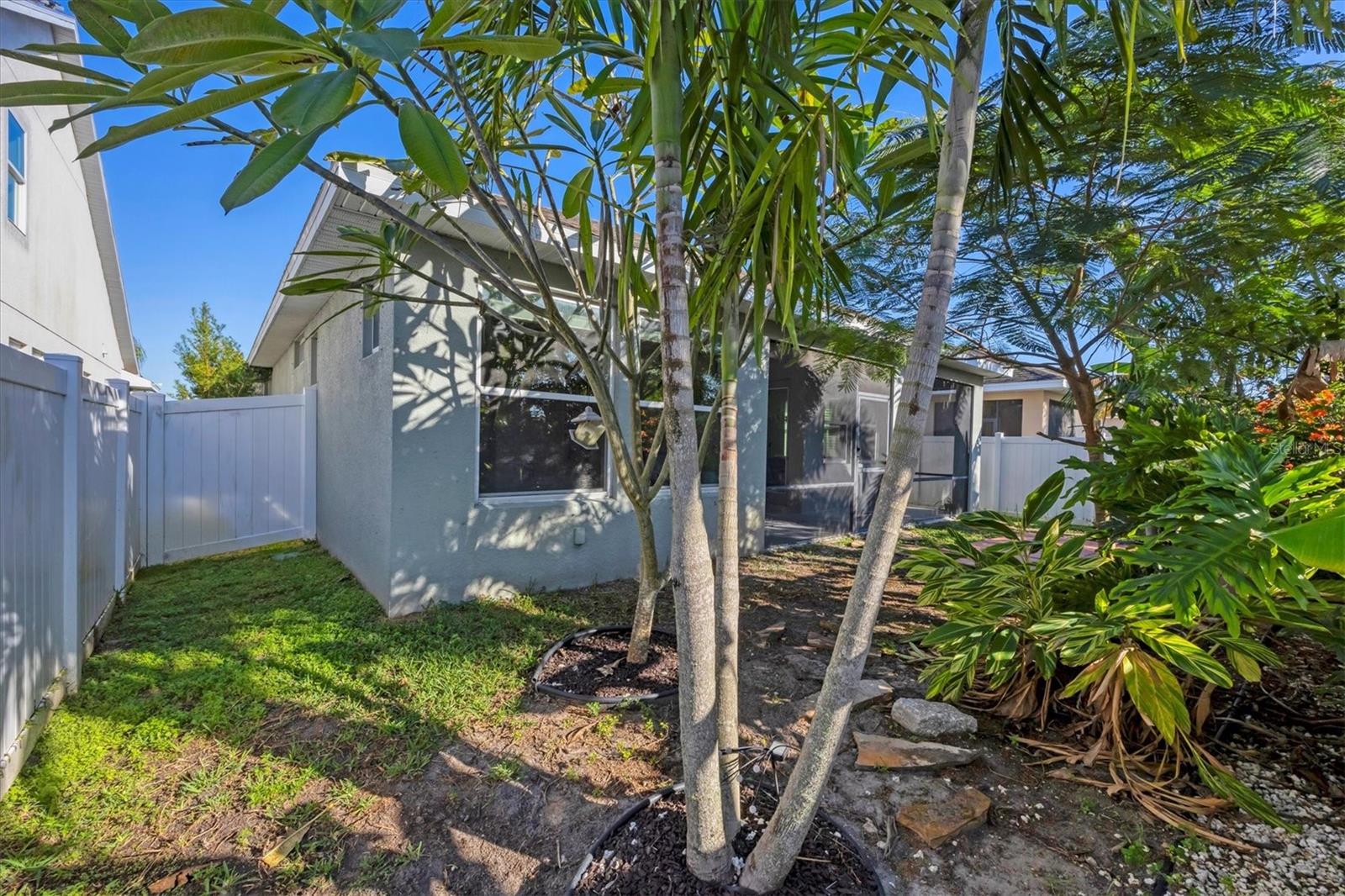 Image 33 of 43 For 3914 Sunshine Pine Avenue