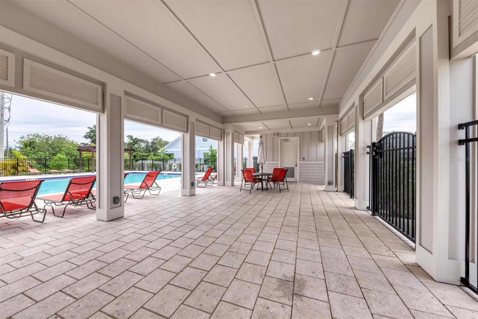 Image 40 of 43 For 3914 Sunshine Pine Avenue