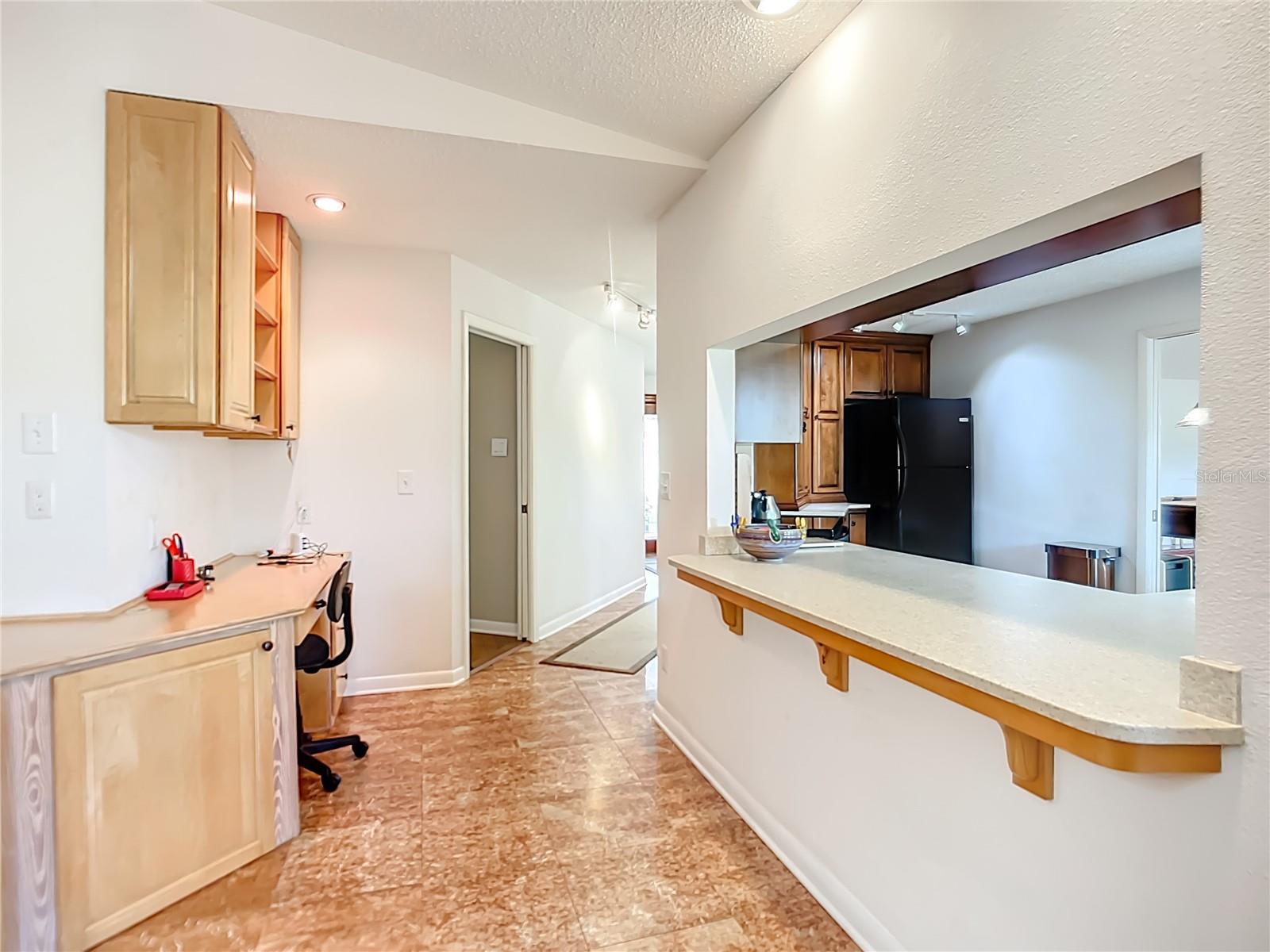 Image 13 of 60 For 3870 Torrey Pines Boulevard