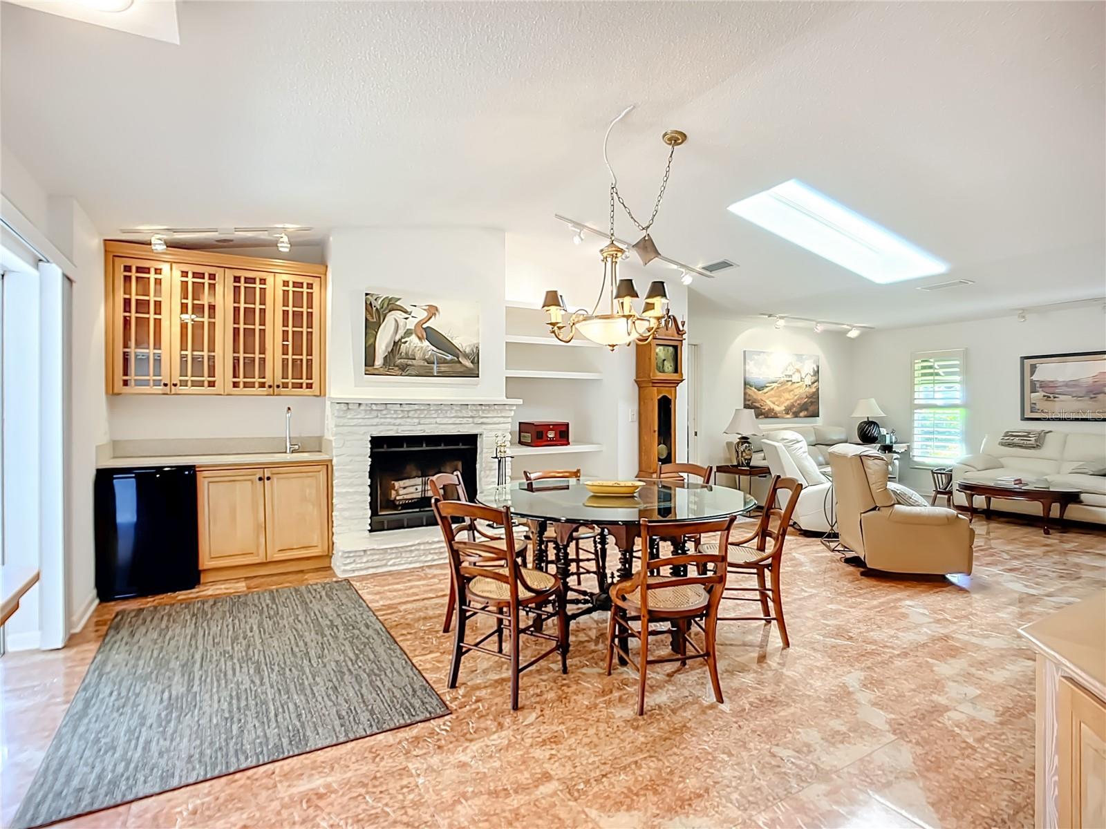 Image 14 of 60 For 3870 Torrey Pines Boulevard