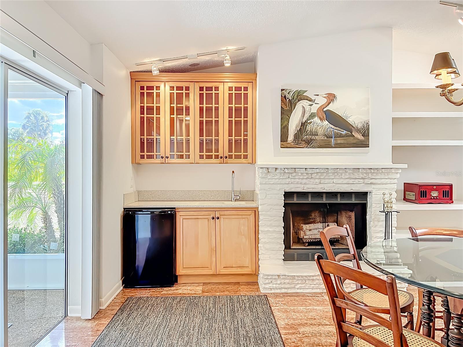 Image 15 of 60 For 3870 Torrey Pines Boulevard