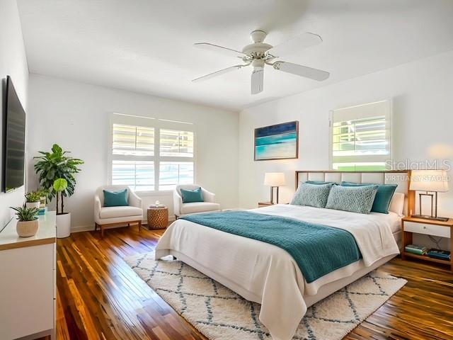 Image 22 of 60 For 3870 Torrey Pines Boulevard