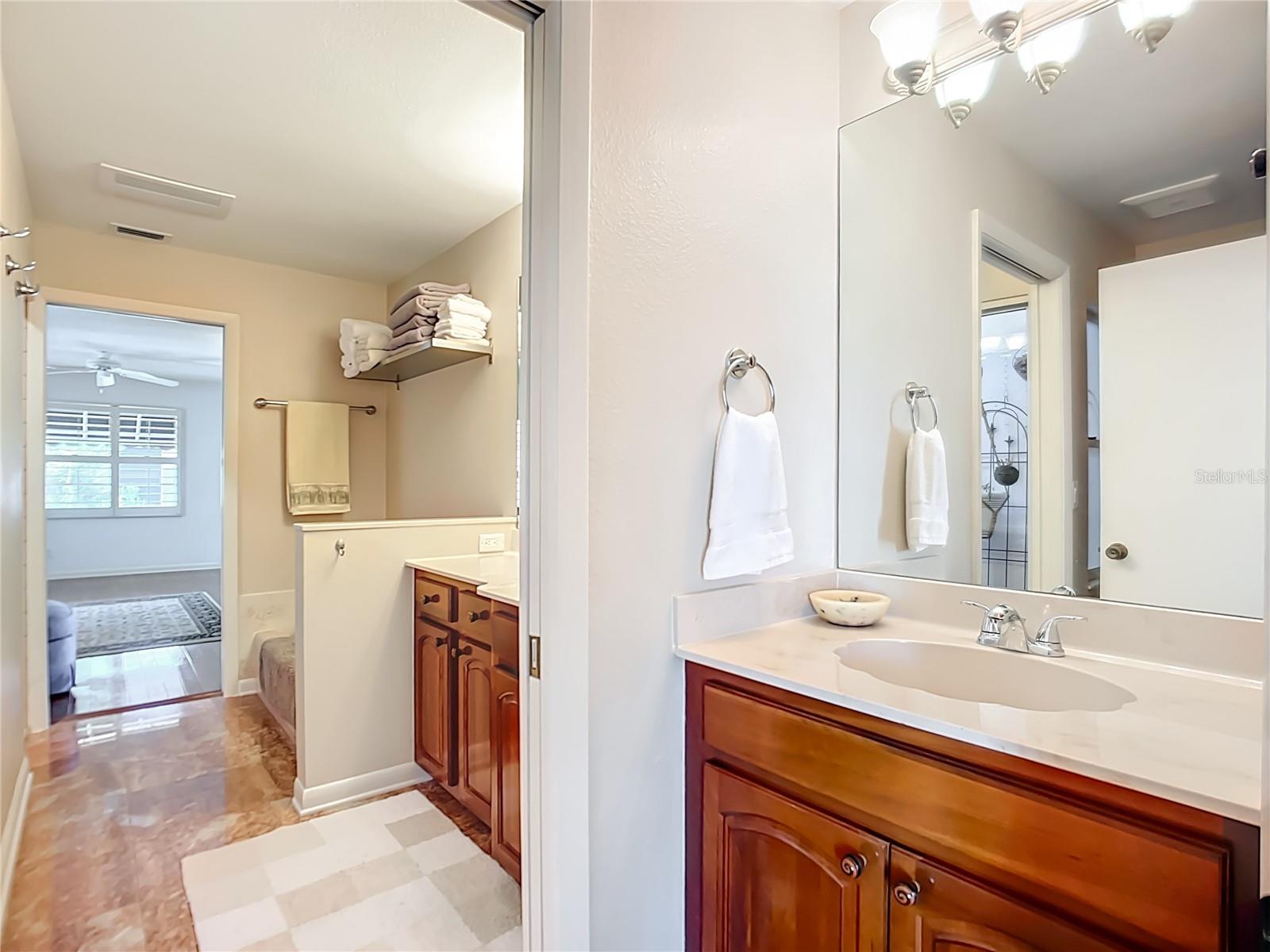 Image 32 of 60 For 3870 Torrey Pines Boulevard