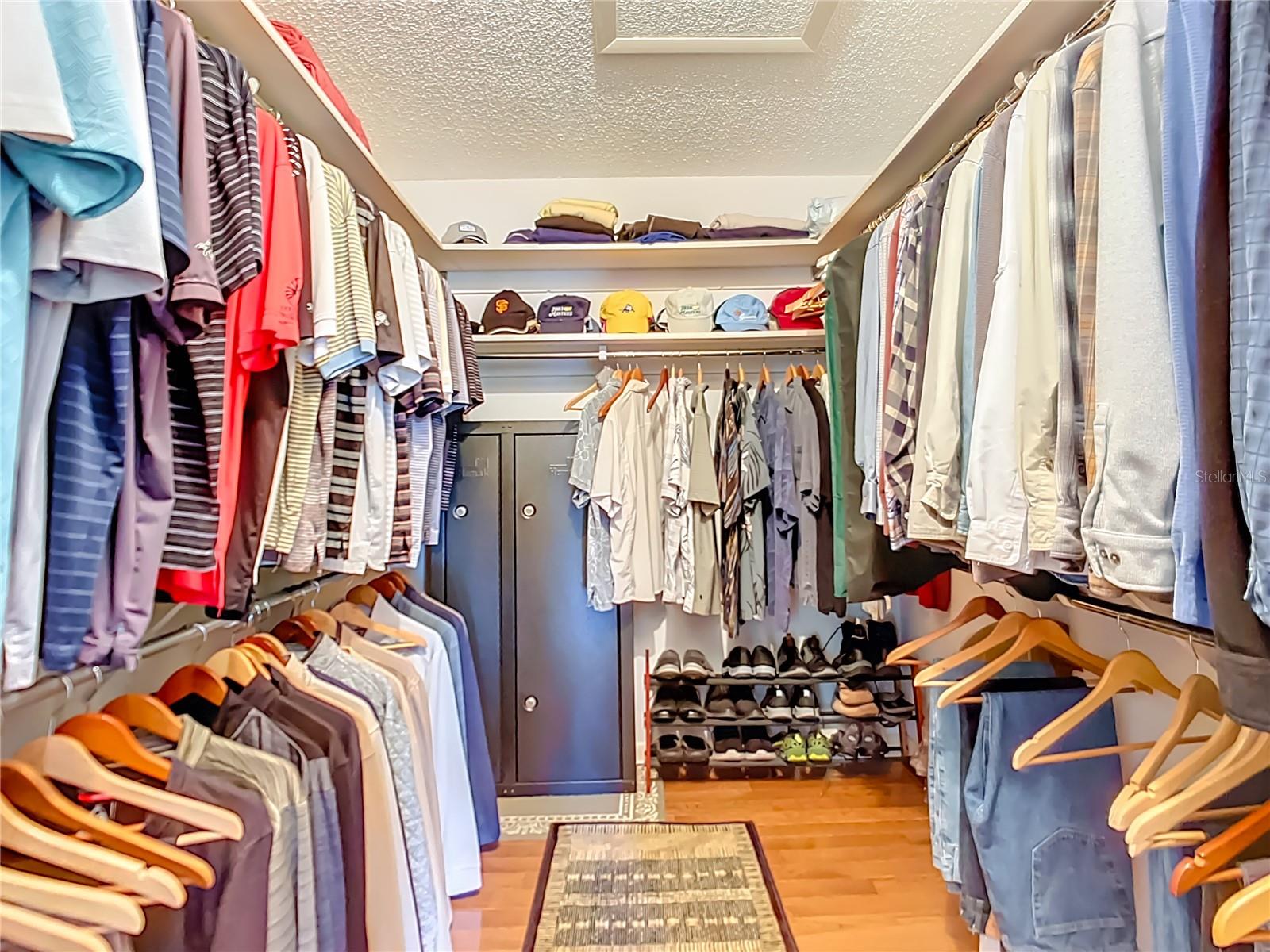 Image 37 of 60 For 3870 Torrey Pines Boulevard