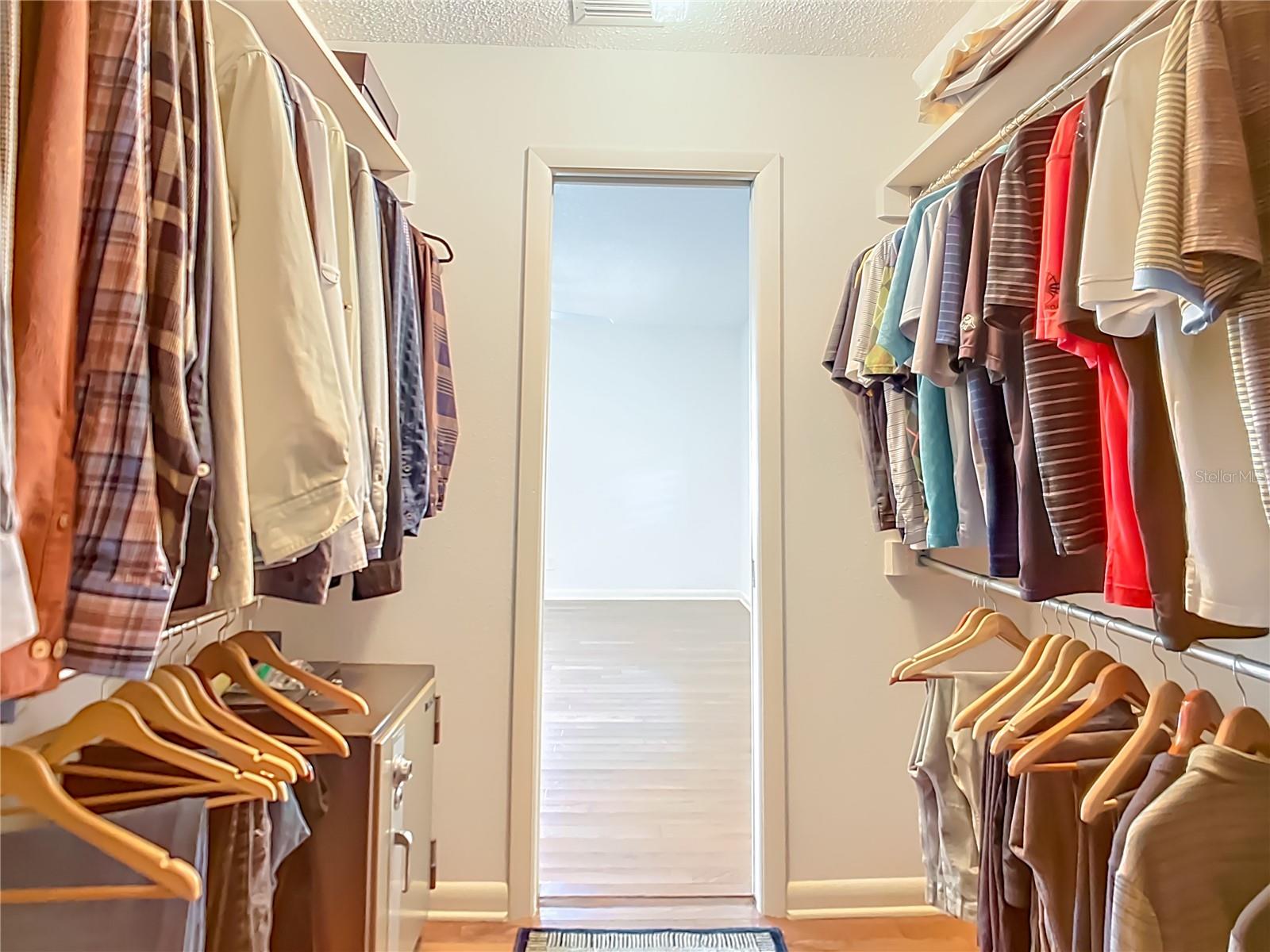 Image 38 of 60 For 3870 Torrey Pines Boulevard