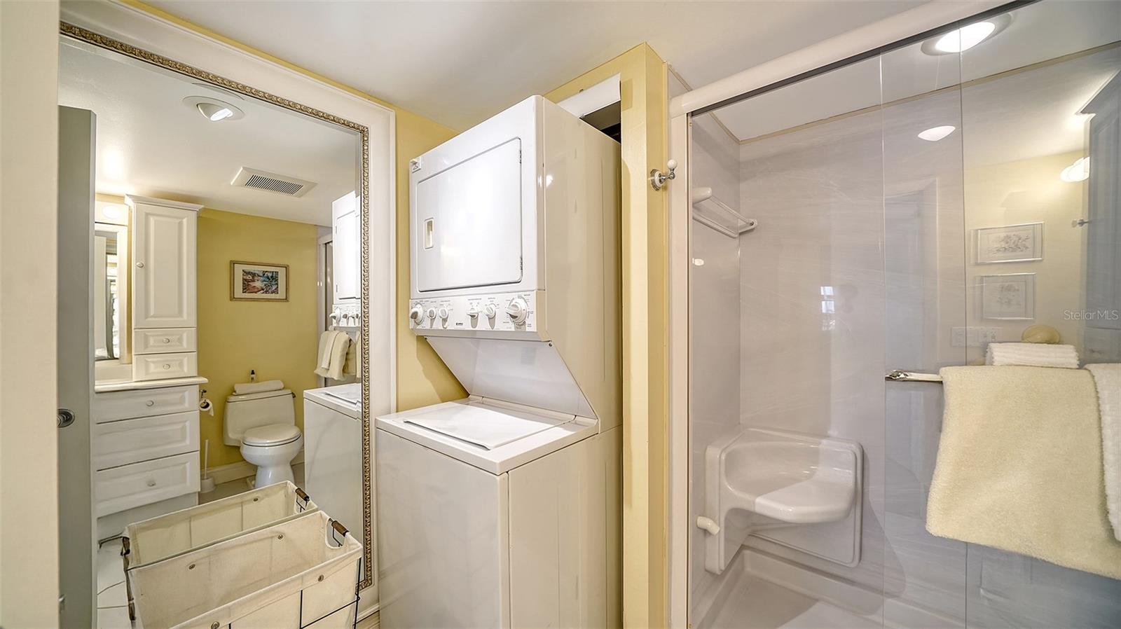 Image 23 of 50 For 800 Benjamin Franklin Drive 202