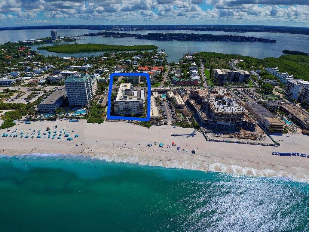 Image 37 of 50 For 800 Benjamin Franklin Drive 202