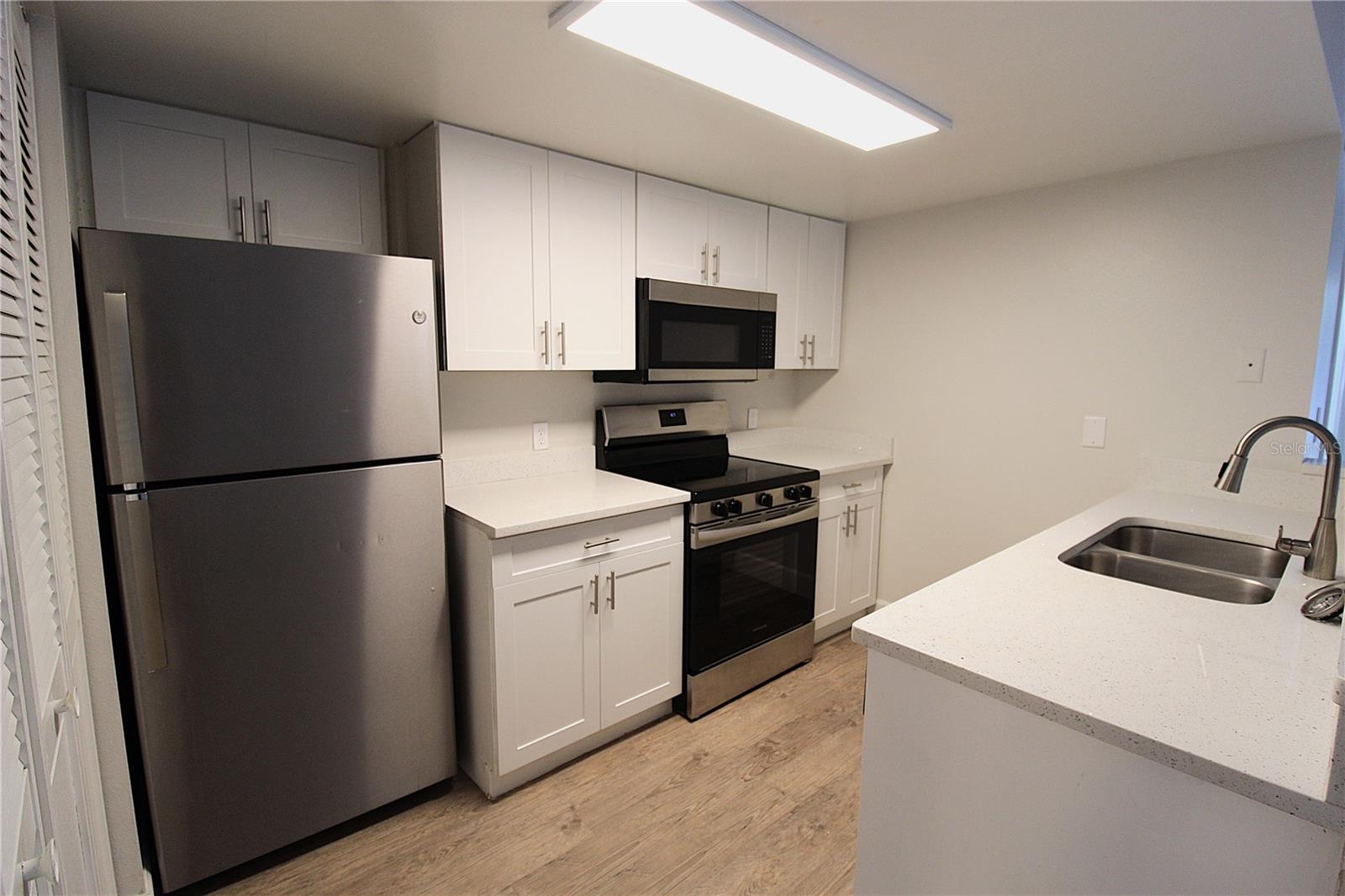 Image 2 of 19 For 8115 45th Court E 2