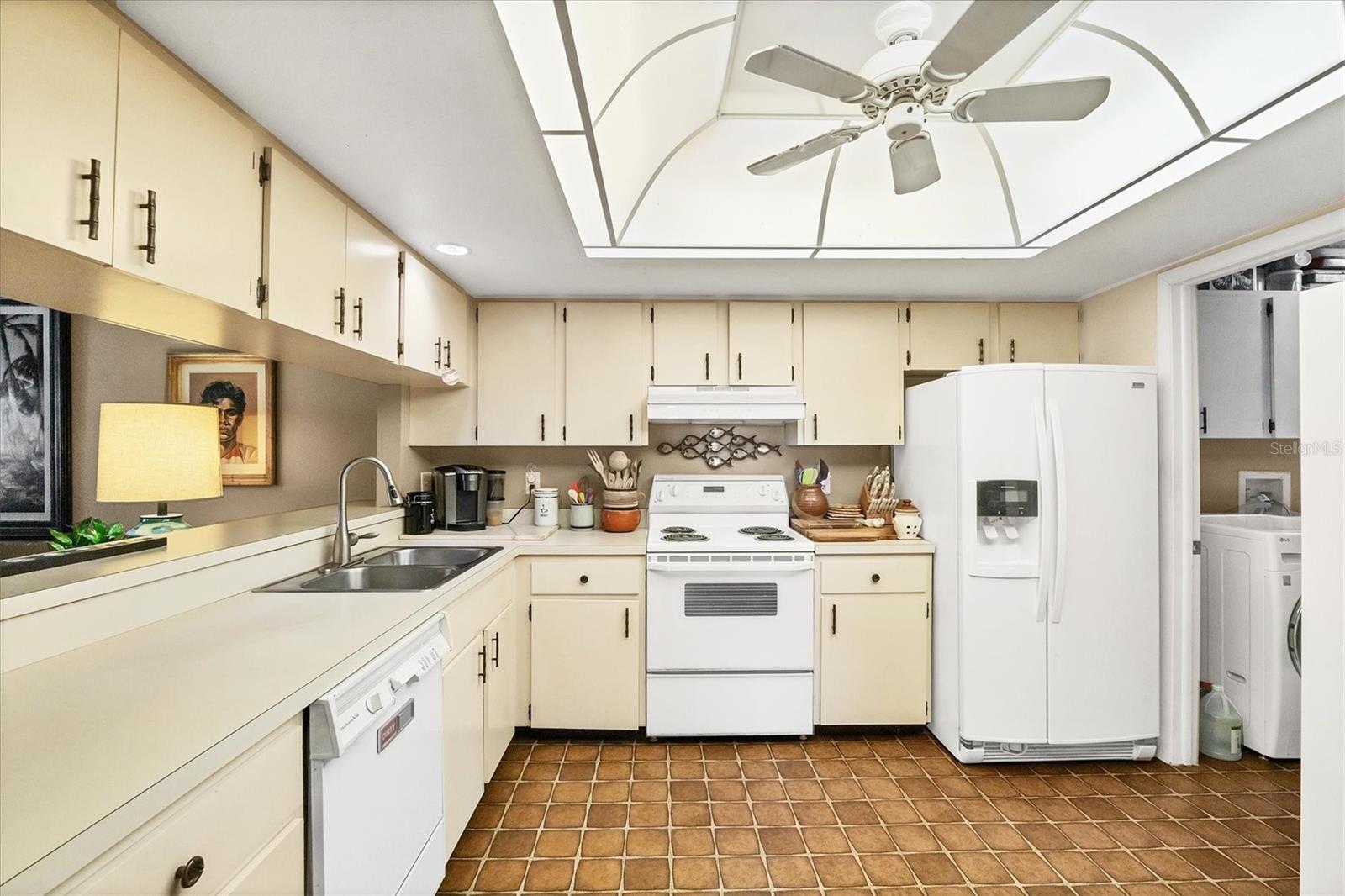 Image 13 of 47 For 4101 Center Gate Boulevard 1