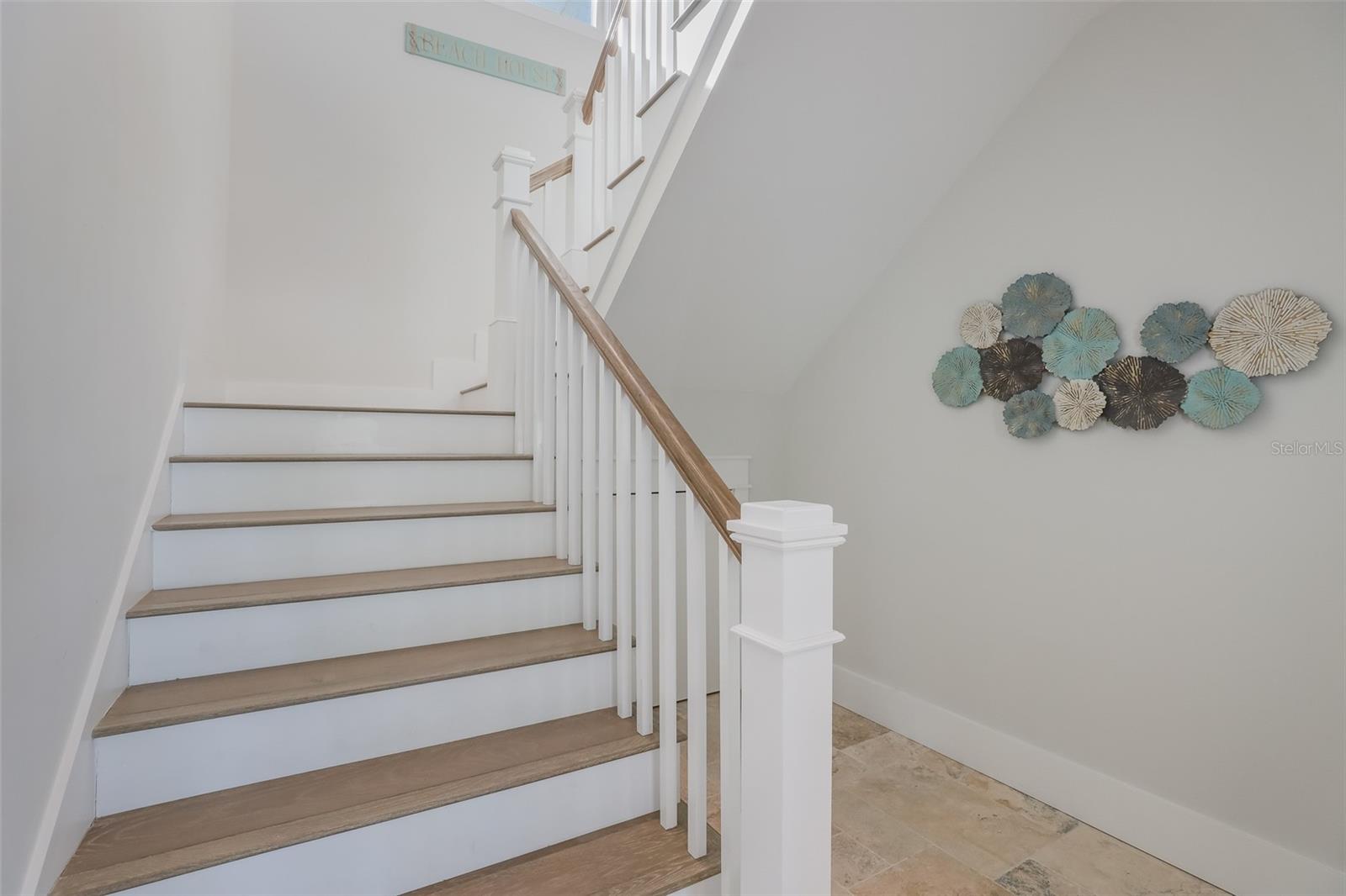 Image 19 of 93 For 50 Shore Drive