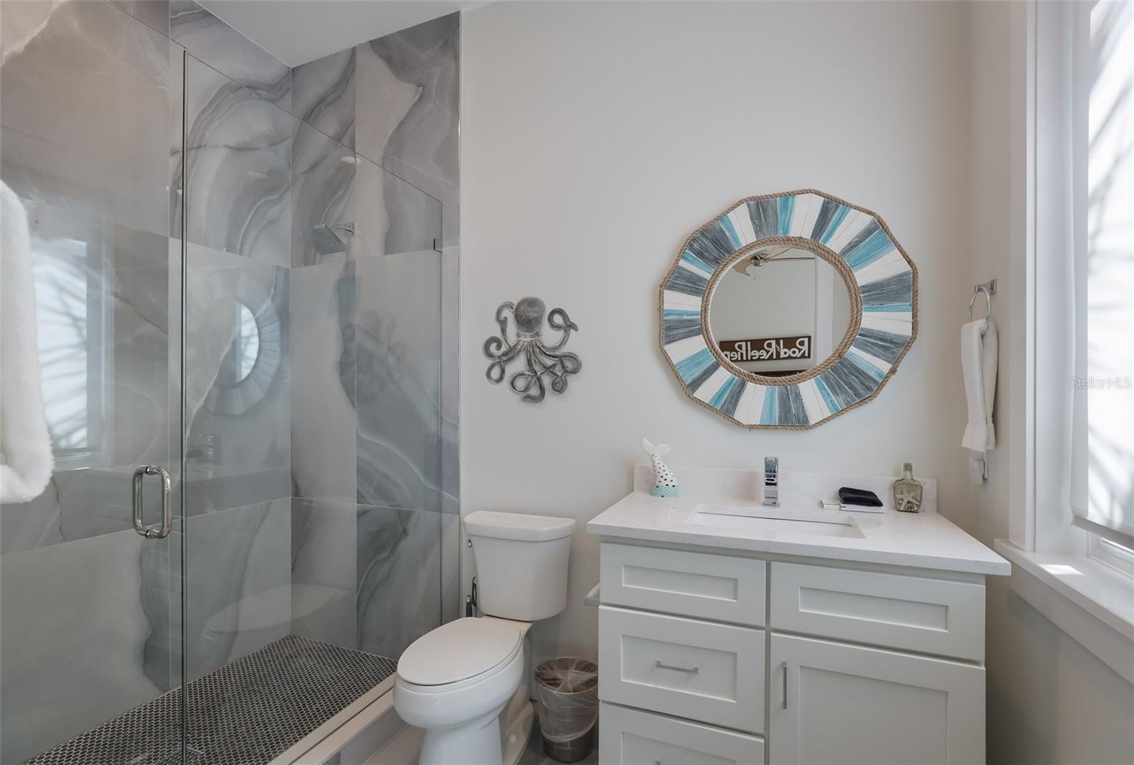 Image 29 of 93 For 50 Shore Drive