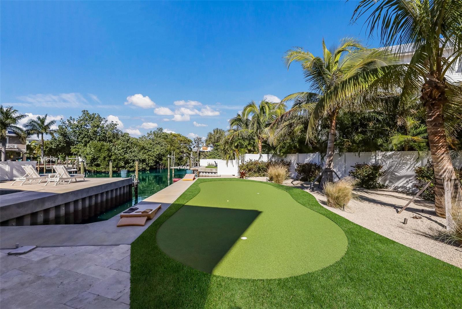 Image 62 of 93 For 50 Shore Drive